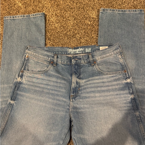 Wrangler Men's Classic Blue Straight Jeans - Picture 2 of 4